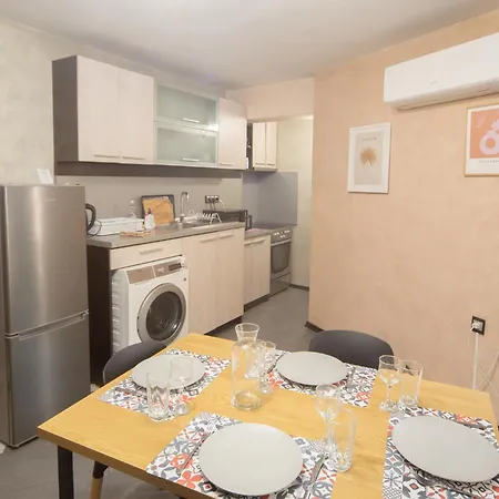 شقة Aleks Holiday-center,sea,parking