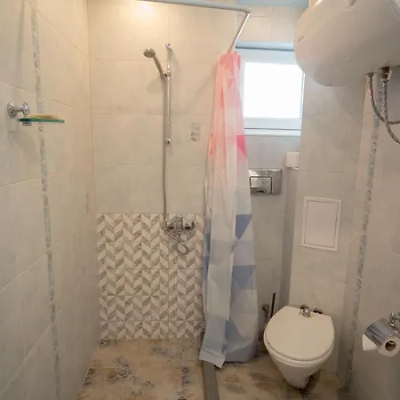 شقة Aleks Holiday-center,sea,parking