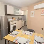 Apartment Aleks Holiday-center,sea,parking