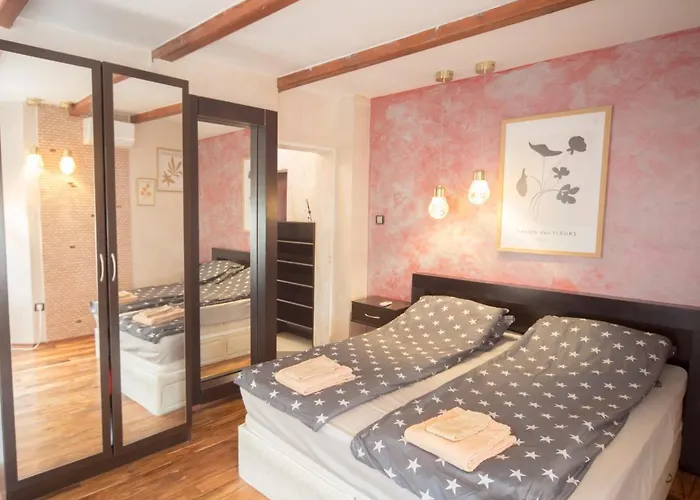 Aleks Holiday-center,sea,parking * Burgas